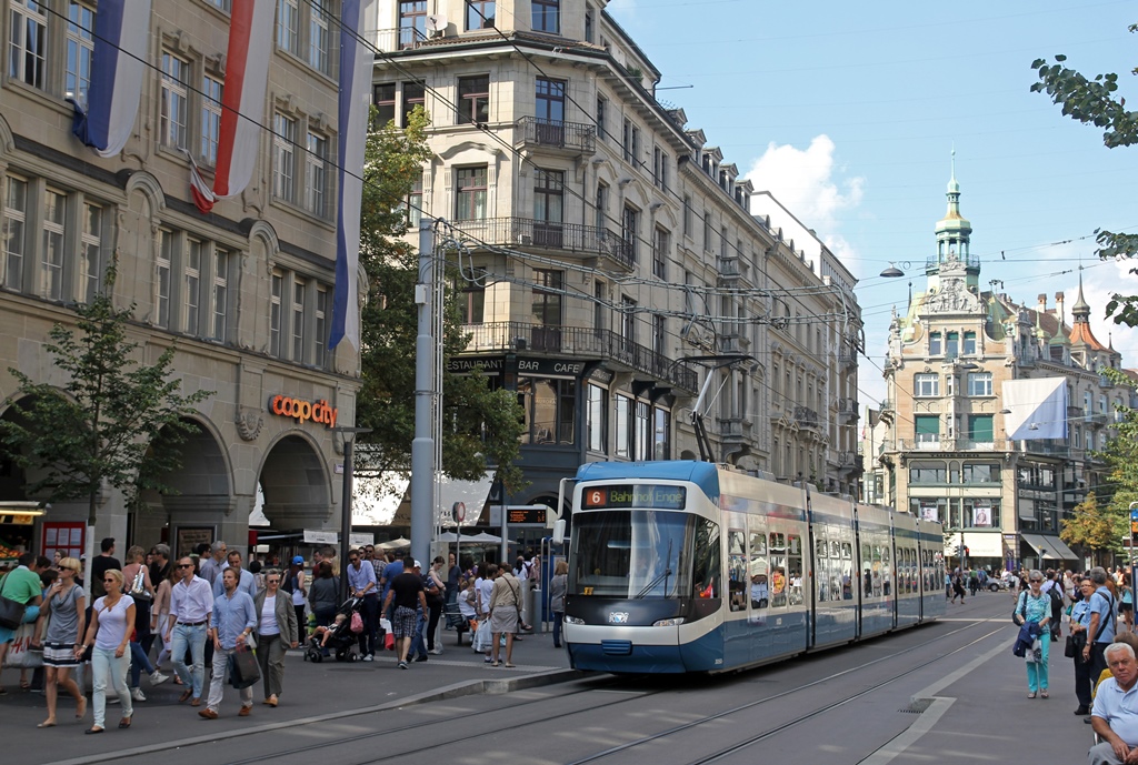 Tram on Bahnhofstrasse